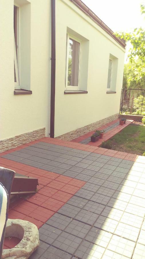 Pod Jarzebina Apartment Torun Bagian luar foto